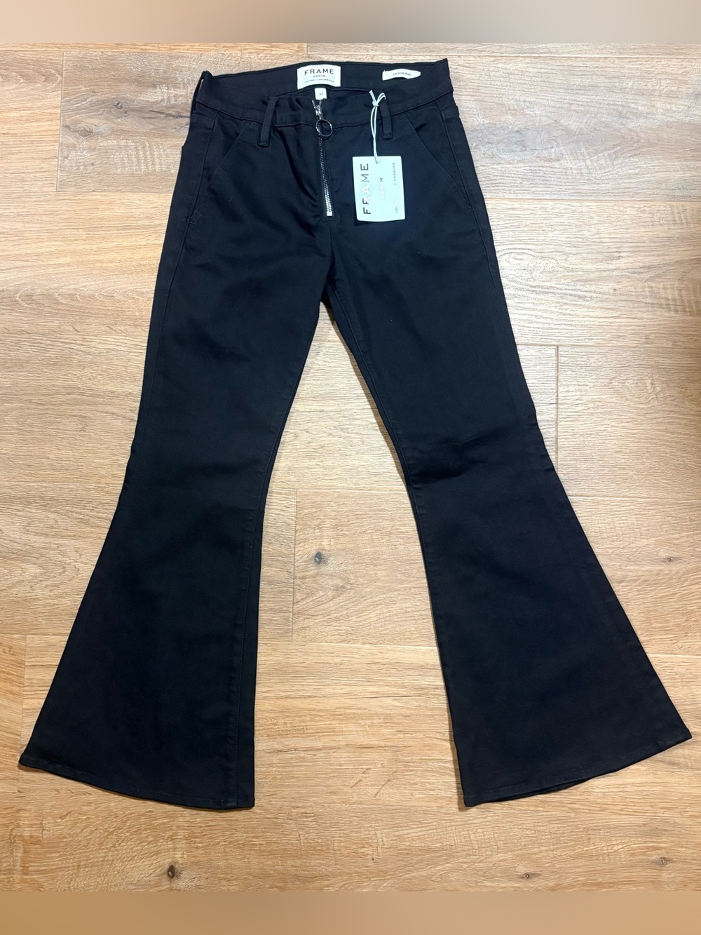 Frame Denim Black le crop bell High-Rise Jeans sz 24